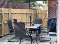 We Love Pets! 6ft Fenced in Backyard and Pet Amenities.