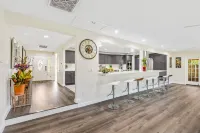 ❤️COMPLETELY RENOVATED QUIET LUXURY HOME NEAR DISNEYLAND❤️ Hotels in Orange