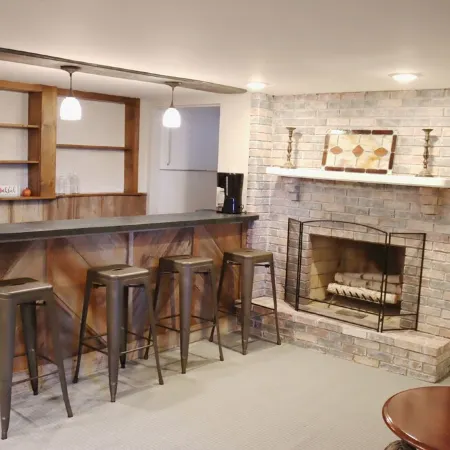 Hot Tub and Private Pool, 7 Bedroom, 4 Bathroom Home. Sleeps 16 comfortably.