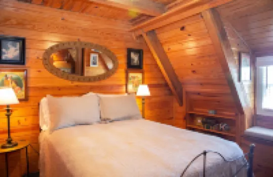 Cozy Log Cabin - Lakefront 2 Boat Lifts 2 Jet Ski Lift FirePit 1Gig WiFi