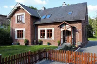 Direkt am Deich Großes Haus für 2 Familien, Haustiere, Wallbox, 2900qm Grundstk - Homestays