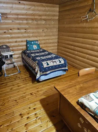 Bald Beaver Lodge A hunting, Fishing, 4-wheeling, Snowmobiling paradise! Отели в г. Юг Кучичинг