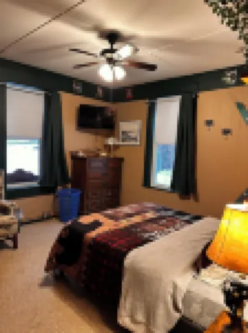 Doc's Lake house 1st floor, 2 bedroom apartment