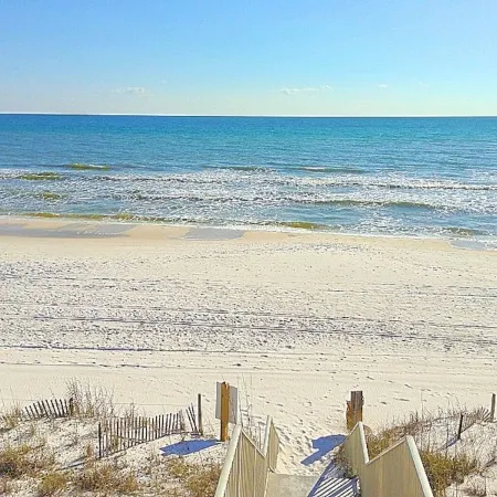 5 BR, 5 BA in Seaside, quick walk to the private beach access or main pool