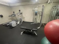 The Mark Spencer Hotel - gimnasio