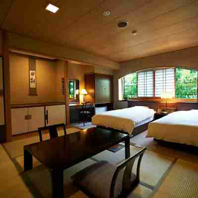 ホテル風早 Rooms