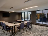 Courtyard by Marriott Denver Downtown West Hotels near Larimer Square