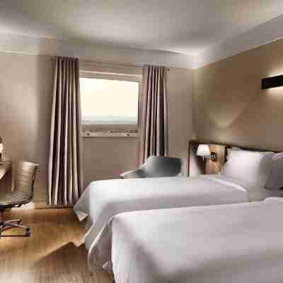 Delmond Hotel Rooms