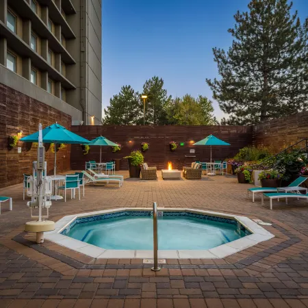 DoubleTree by Hilton Hotel Denver