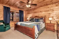 Luxurious Hidden Valley Lodge - Blue Ridge Mountain Retreat!