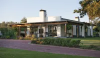 Klein Welmoed Luxury Guest House Hotels in Raithby