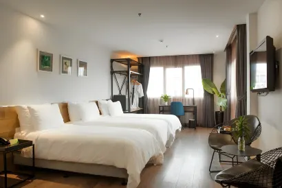 C Central Hotel