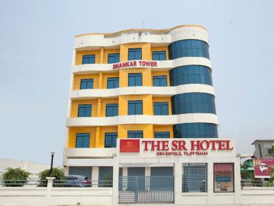 OYO 359 the Sr Hotel