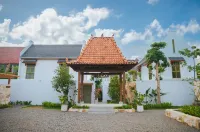 Villa Tiga Negri Các khách sạn ở Gedongkiwo