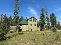 All season 5 br+ house; close to Winter Park and Granby Ranch skiing; hot tub Các khách sạn gần Sombrero Stables at Snow Mountain Ranch