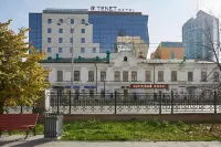 Tenet Hotel Các khách sạn gần Church of All Saints in Yekaterinburg