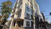 IVY Grand飯店由GRB Dhekiakhowa Bor Namghar附近的飯店