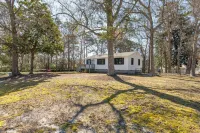 Cozy, King bed, Near the Beach 샬롯트 스테이션 쇼핑센터 주변 호텔