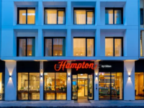Hampton by Hilton Budapest City Centre Hotels near St. Stephen's Basilica