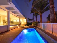 Oasis Serenity - Rooftop Pools