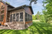 Escape to Paradise Haven on Big Pine Lake in enchanting Perham, MN!