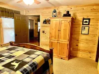 THUNDER RIDGE LODGE HAS AN AWESOME VIEW OF MT YONAH! Peace, privacy & seclusion.