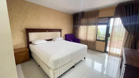 Rizen Premiere Hotel