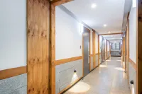 Jeonju Sanchaek Hanok Hotel Hotels in Jeonju