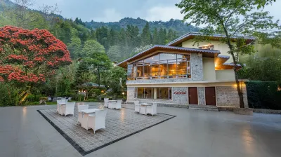 서밋 놀링 리조트 & 스파 시킴 매니펄 대학 주변 호텔