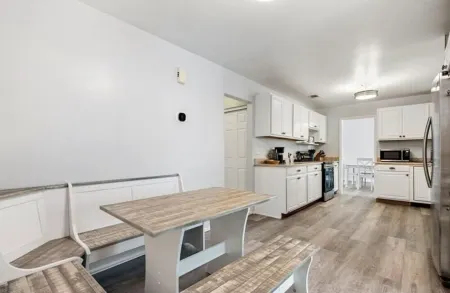 Welcome to the Hacienda South!  Only 15 Min. From the Beach! Отели рядом с достопримечательностью «Порт-Сент-Люси Ботаникал Гарденс»