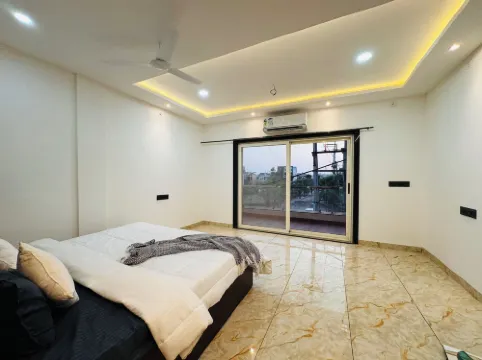 Home Escape Azure 3BHK Bunglow Near Apollo DB City