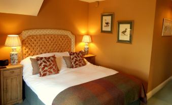 The Hunters Rest Inn