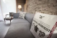 Manoir de la Blonnerie Hotels in Mondion