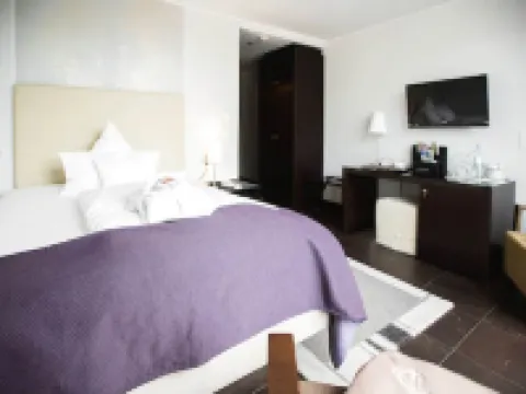 Hotel Künstlerquartier Seezeichen Hotels in Ahrenshoop