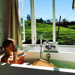Villa Tea Fields - Free Breakfast, Just 4km from City, Near Lake Gregory -  Casas de vacaciones