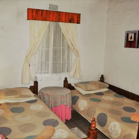 Viewpoint Lodge & Safari Tours