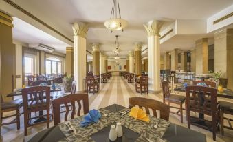 Marina Plaza Hotel, Tala Bay