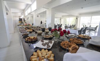 Ayapam Hotel