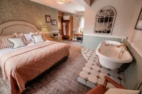 The Ashford Arms Hotel di Derbyshire Dales District