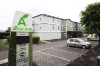 Brit Hotel Essentiel Arverne - Clermont-Ferrand Sud - Parking
