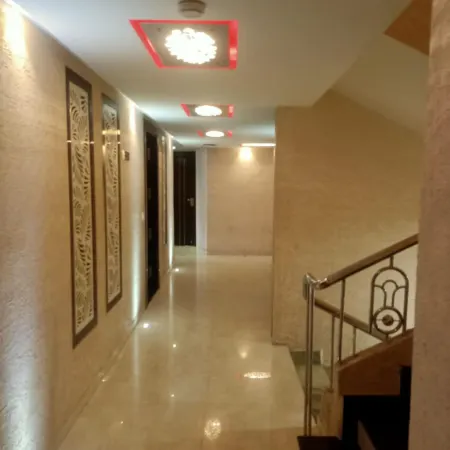 Hotel Citizen- Surat