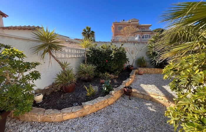 Costa Blanca Poolside Bliss