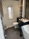 Captivating 4-Bed House in Wakefield Hôtels à : Normanton