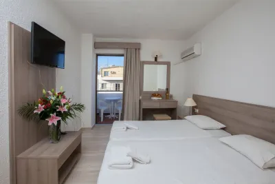 Apollon Hotel Hotels in Havania