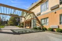Motel 6 Surrey, BC