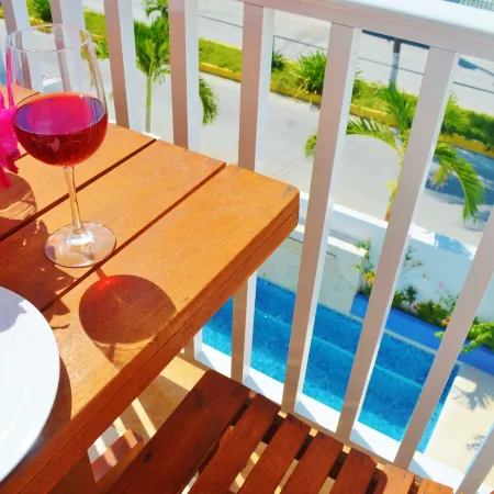 Corales Suites
