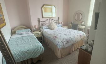 Albemarle Hotel