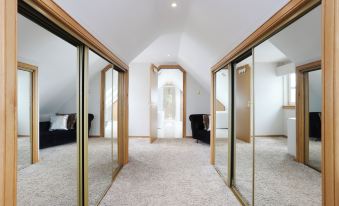 Greenknowes Entire Private Estate