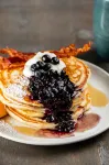 Amsterdam Inn & Suites - breakfast
