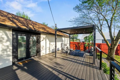 New! Family Retreat • Hot Tub & Fun country home!